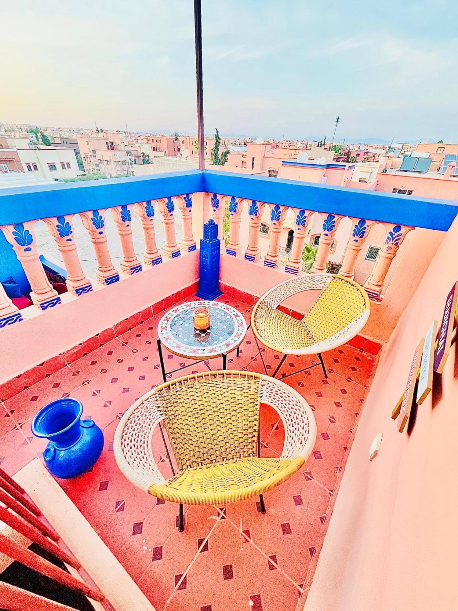 Apartment With Ac, Patio And Rooftop Appartement Climatise Avec Patio Et Toit Terrasse مراكش المظهر الخارجي الصورة
