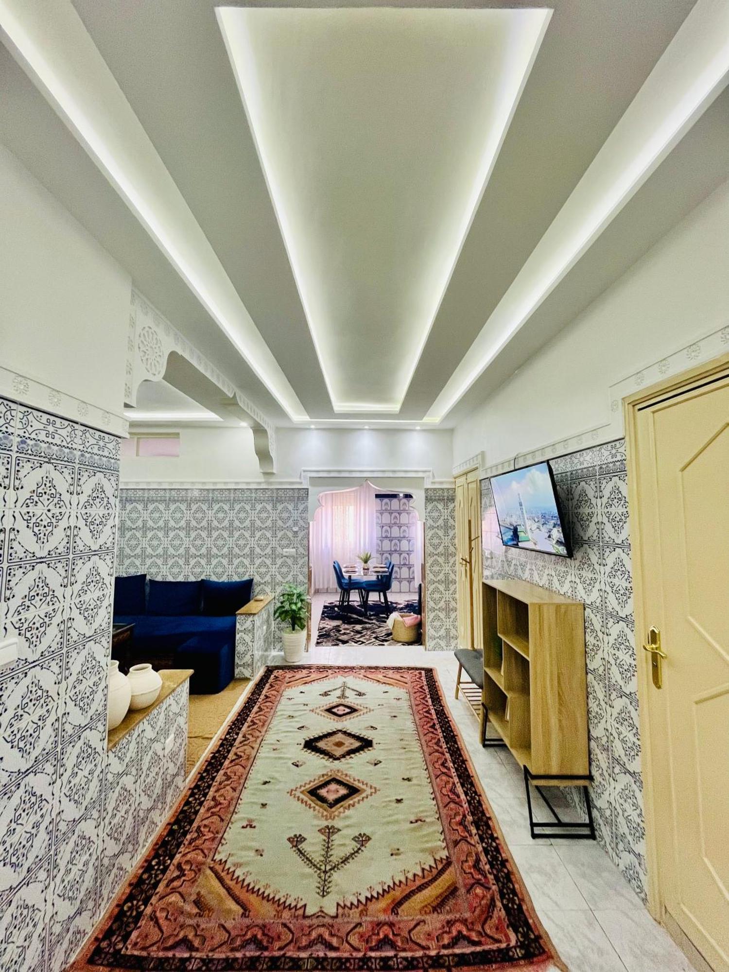 Apartment With Ac, Patio And Rooftop Appartement Climatise Avec Patio Et Toit Terrasse مراكش المظهر الخارجي الصورة