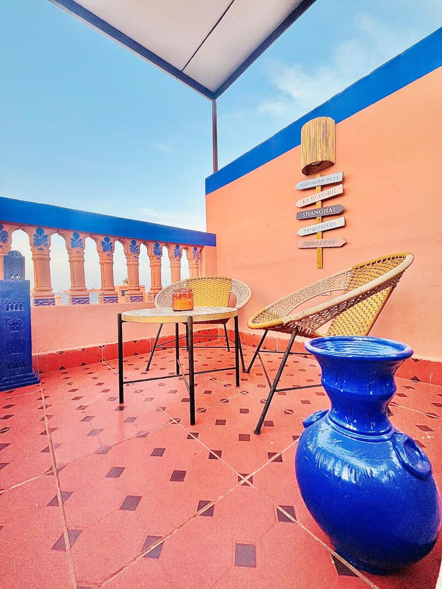 Apartment With Ac, Patio And Rooftop Appartement Climatise Avec Patio Et Toit Terrasse مراكش المظهر الخارجي الصورة